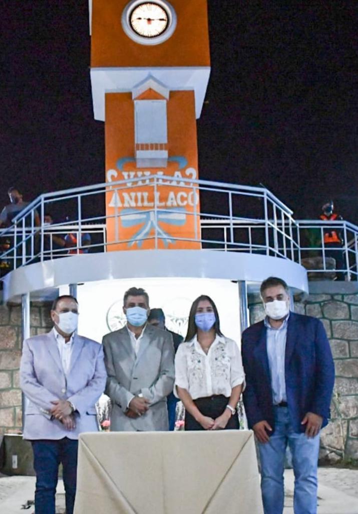 Firman convenio para la autoconstrucción de viviendas y visitan obra de unidades habitacionales en Castro Barros